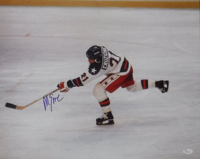 Mike Eruzione Autographed USA Hockey Miracle On Ice 16x20 Photo JSA