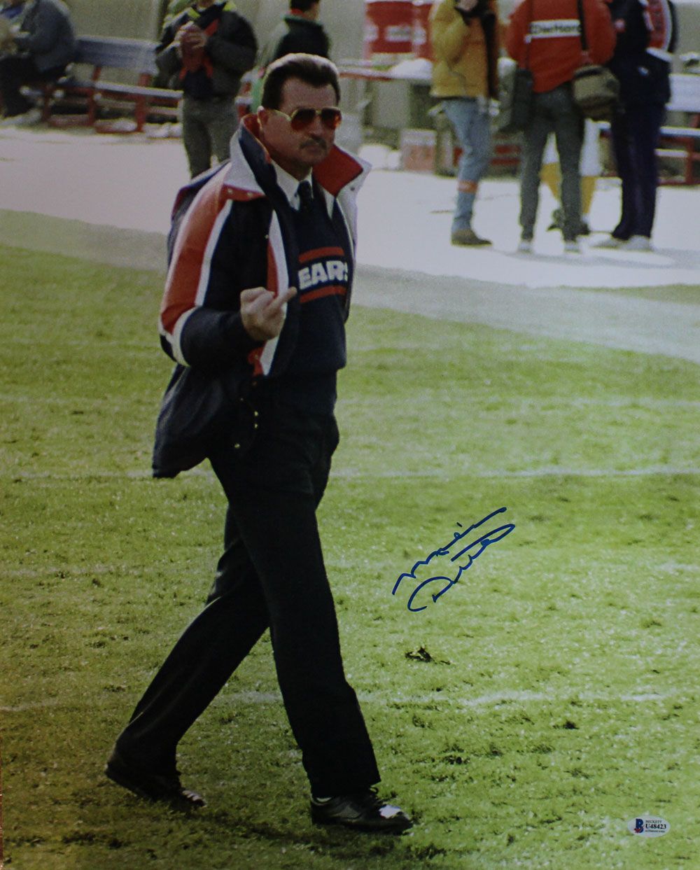 Mike Ditka Autographed/Signed Chicago Bears 16x20 Photo BAS PF
