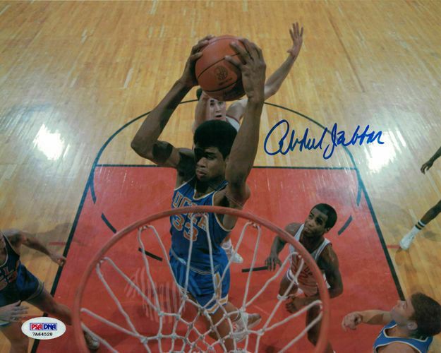 Kareem Abdul-Jabbar Autographed UCLA Bruins 8x10 Photo PSA/DNA