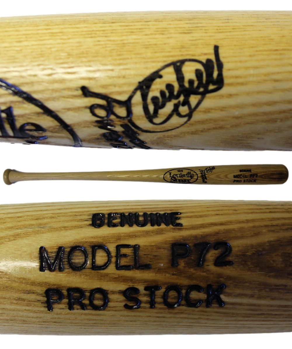 Kirby Puckett Autographed Minnesota Twins Blonde Louisville Bat Beckett