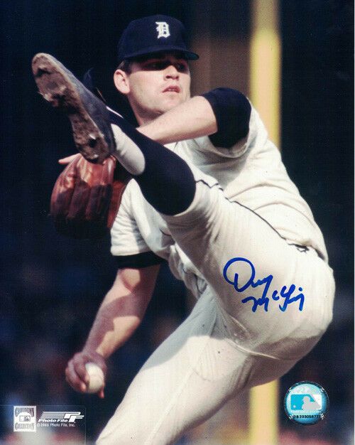 Denny McLain Autographed Detroit Tigers 8x10 Photo (High Leg Kick) N/O
