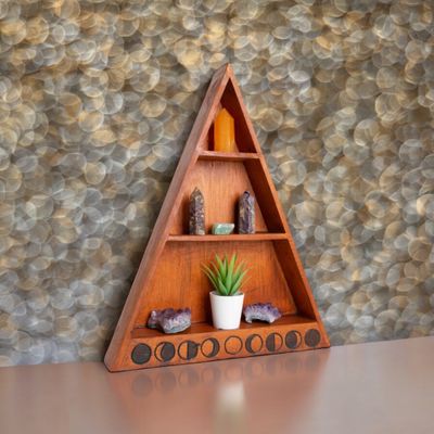 Huis Altaar Piramide van mooi hout