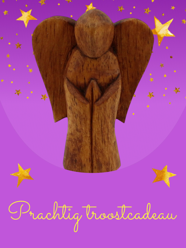 Handgesneden houten engeltje, troostkado