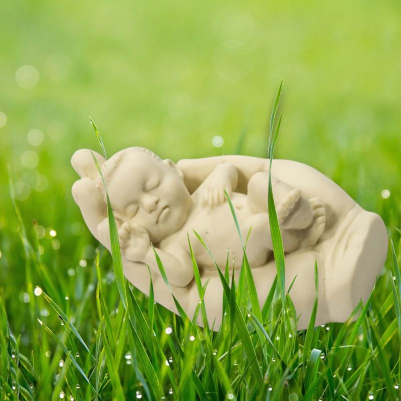 baby op hand, polystone
