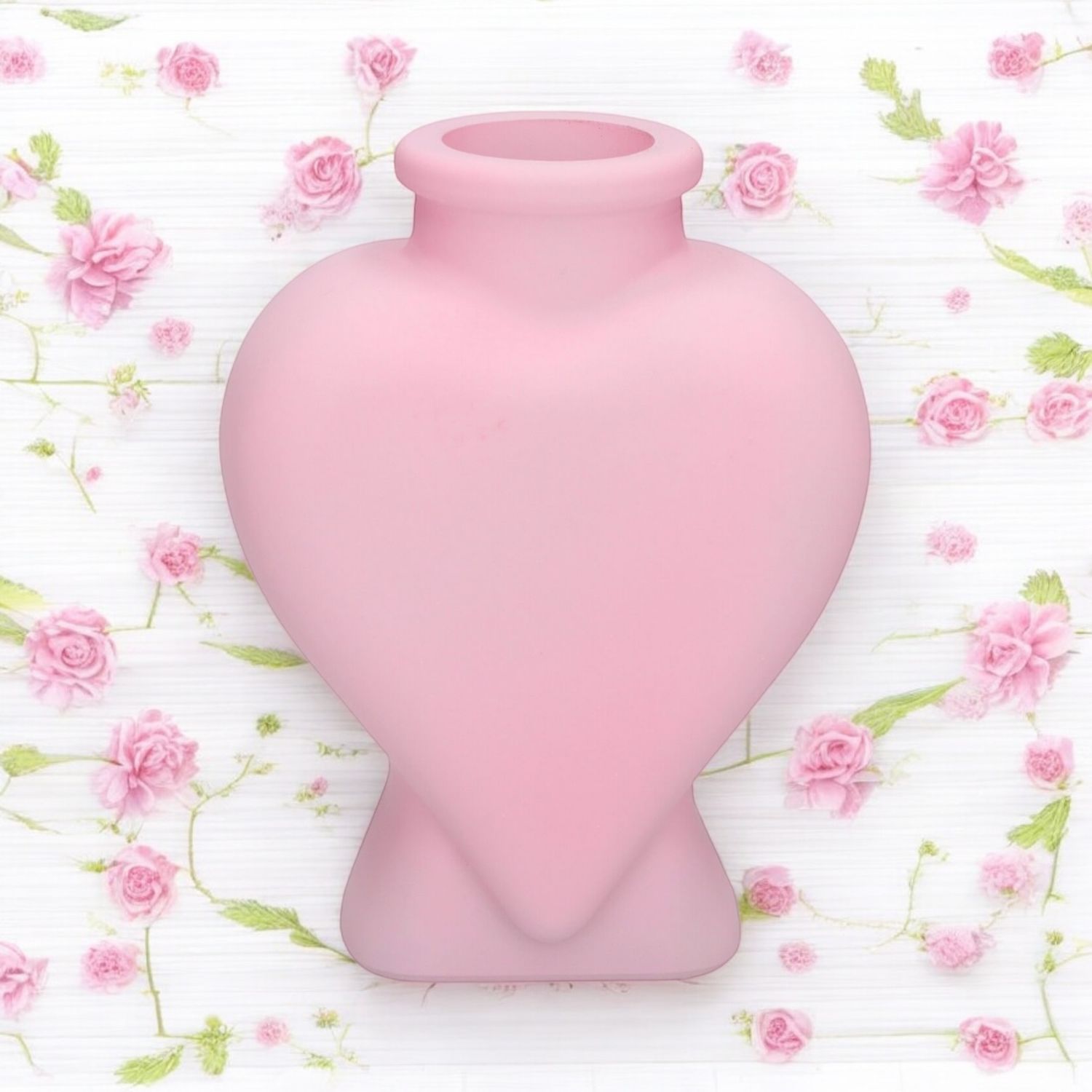 Lief mat roze hart vaasje, geef met een bloemetje erbij