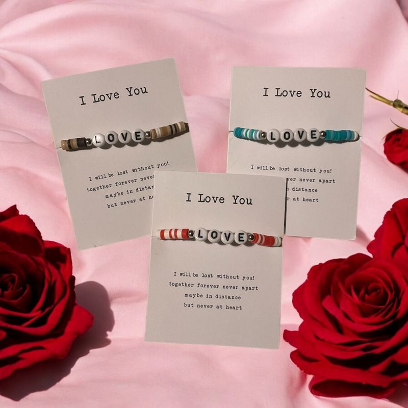 I LOVE YOU,  lieve LOVE armband voor je geliefde...