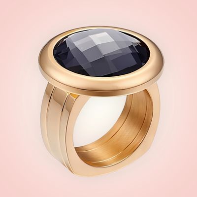 Ring met mooie  steen, 18 K gold plated Stainless Steel