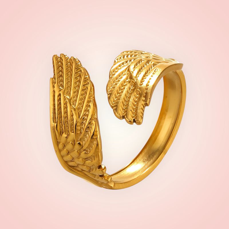 Ring met vleugels, 18 K gold plated Stainless Steel