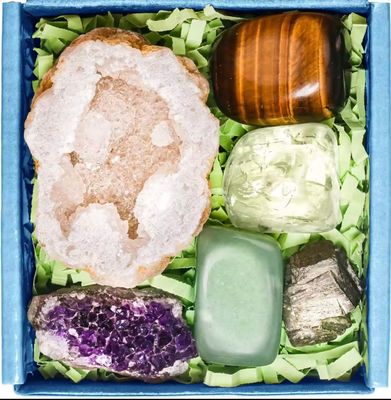 cadeau boxje met edelstenen erin, mooi cadeau