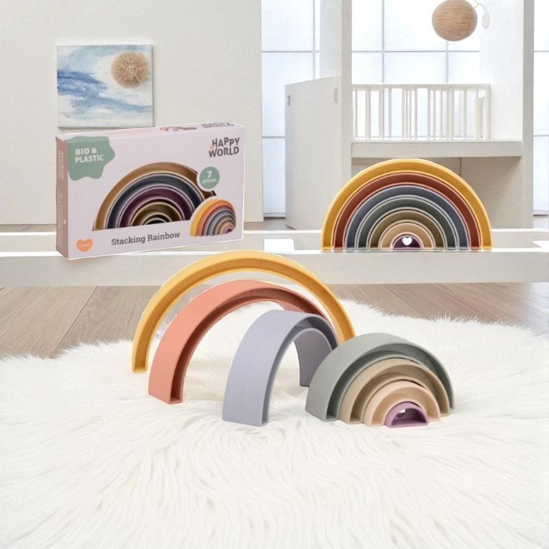 een regenboog van BIO plastic, voor de kleintjes om te leren stapelen