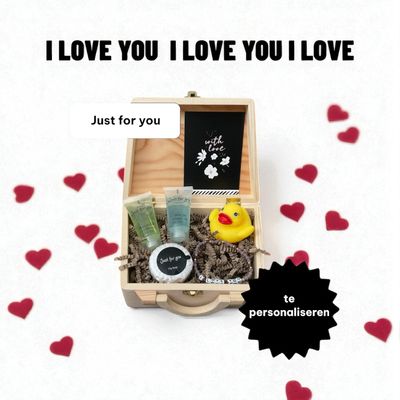Houten koffertje met leuke producten, JUST FOR YOU
