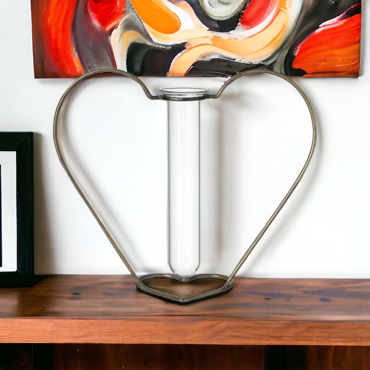 Metalen hart, met een vaasje van glas, een leuk cadeau