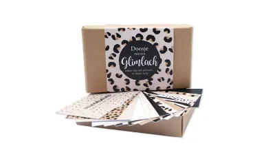 Een doosje MET EEN GLIMLACH - Brievenbus cadeau