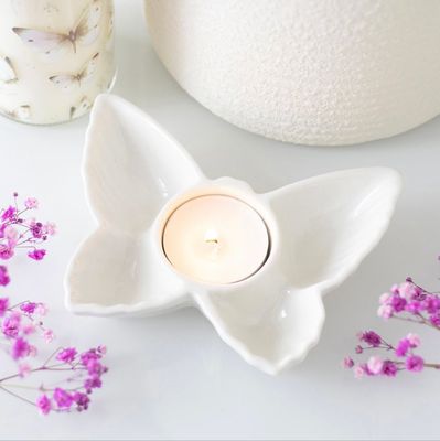 Keramische theelichthouder sierlijke witte vlinder bij myhearttoyours.nl