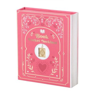 Medaillon in de vorm van een lief boekje bij myhearttoyours.nl