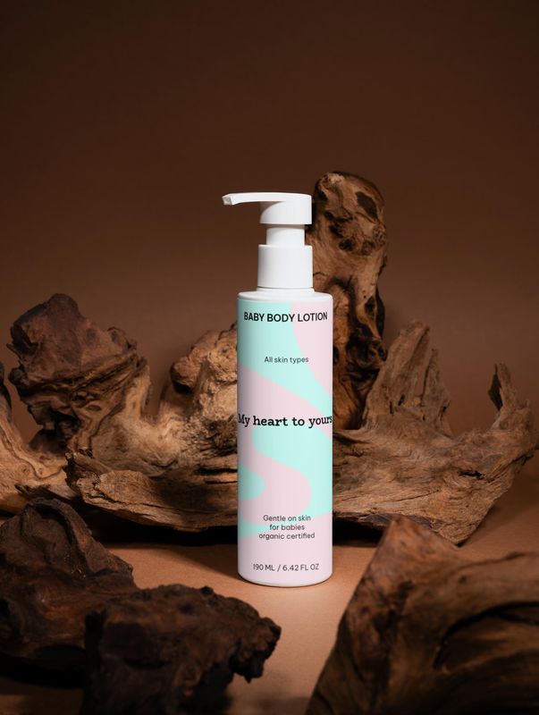 My heart to your Baby Body Lotion 190 ml My heart to your Baby Body Lotion 190 ml puur natuurlijk product voor baby