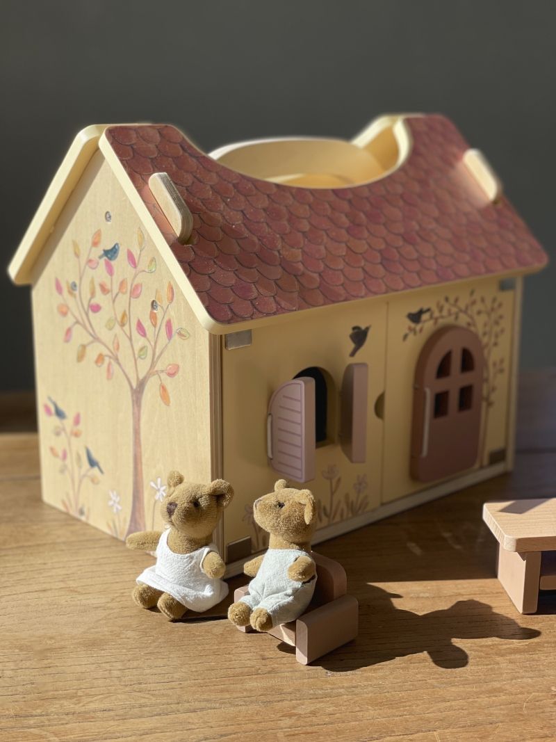 Doll house with bears