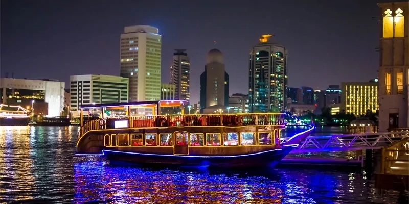 Dhow Cruise Dinner Marina - Dubai