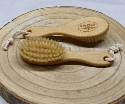 kleine Fellbürste aus Naturfasern -Personalisierung möglich-