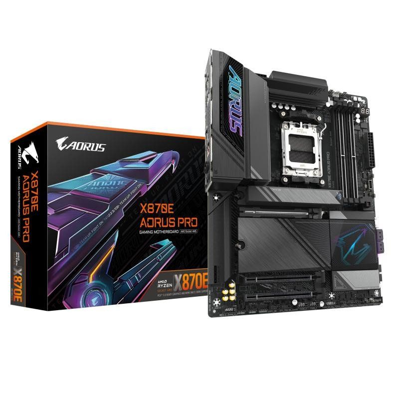 GIGABYTE Carte mère X870E AORUS Pro - Prend en Charge Les processeurs AMD Ryzen 9000, VRM numérique 16+2+2 Phases, jusqu&#39;à 8000MHz DDR5 (OC), 3xPCIe 5.0, Wi-FI 7, LAN 2.5GbE, USB 4