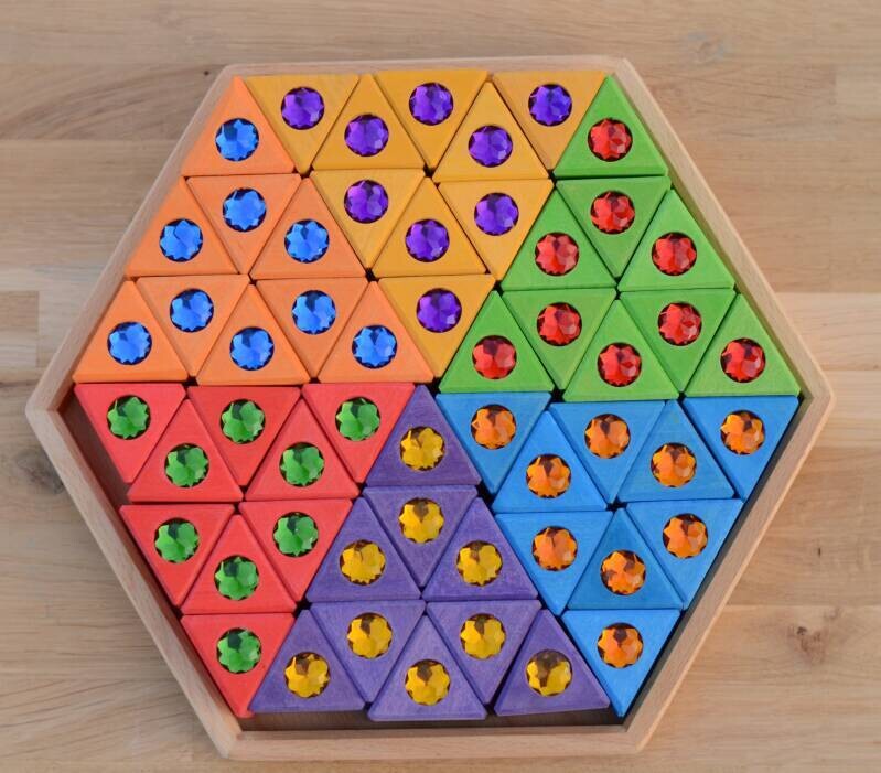 Triangles colorés en bois avec pierres brillantes - 54 pièces
