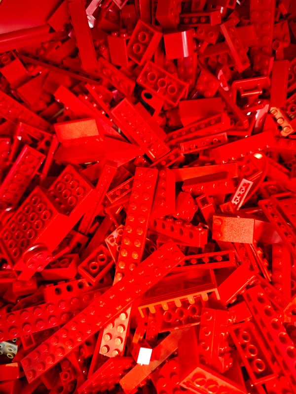 Coloured LEGO Bulk by the pound (no box) - online special