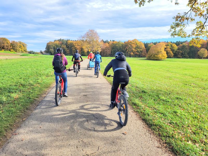 Radfahrer auf der Schwäbischen Alb