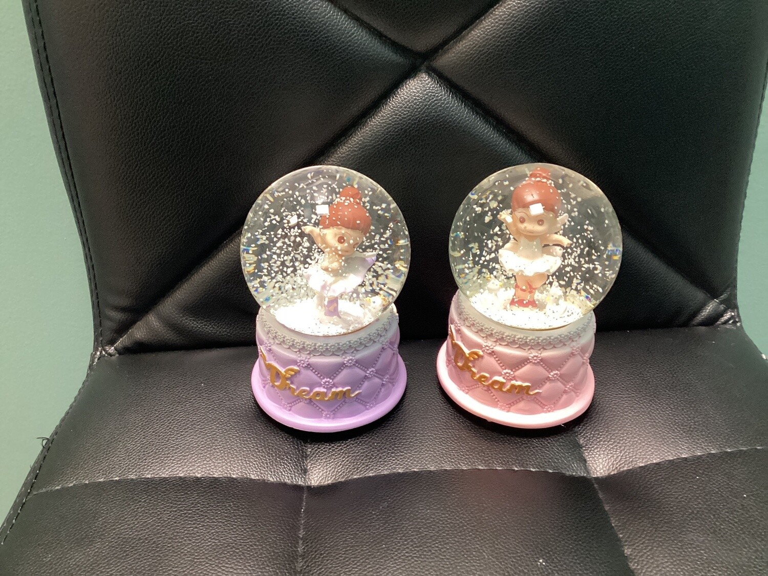 DSHA 6427 BALLERINA DREAM SNOW GLOBE