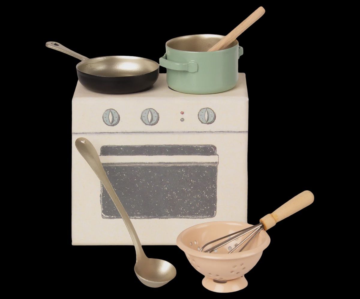 ML 11-0112 MINIATURE COOKING SET