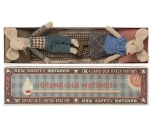 ML 16-1743 GRANDMA AND GRANDPA MICE
