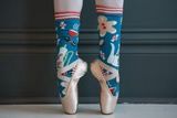WOVEN PEAR WOMENS  CHRISTMAS THEMED CREW SOCKS SIZE 6-12