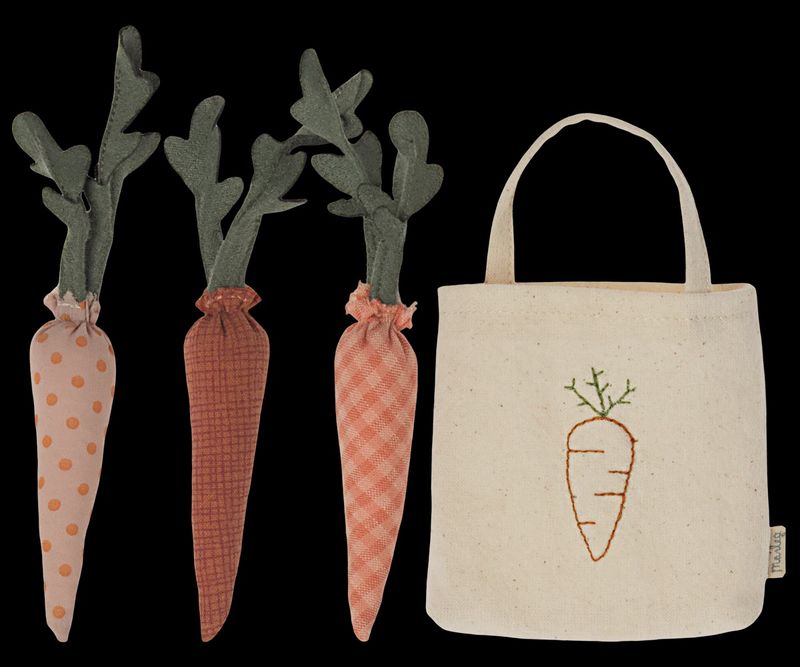 MAILEG CARROTS IN SHOPPING BAG