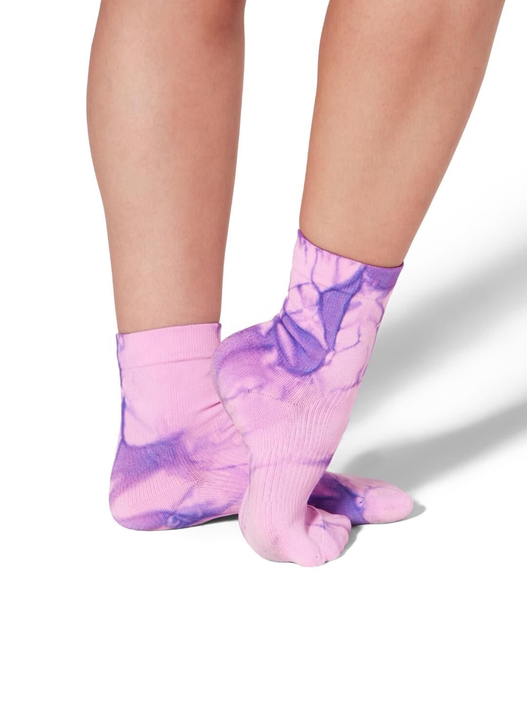 CAPEZIO TIE DYE LIFEKNIT SOX ANKLE HEIGHT