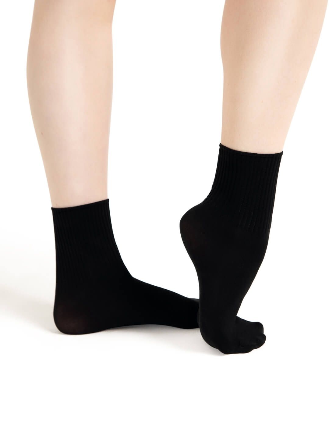 CAPEZIO ADULT RIBBED DANCE SOCK, COLOR: BLACK