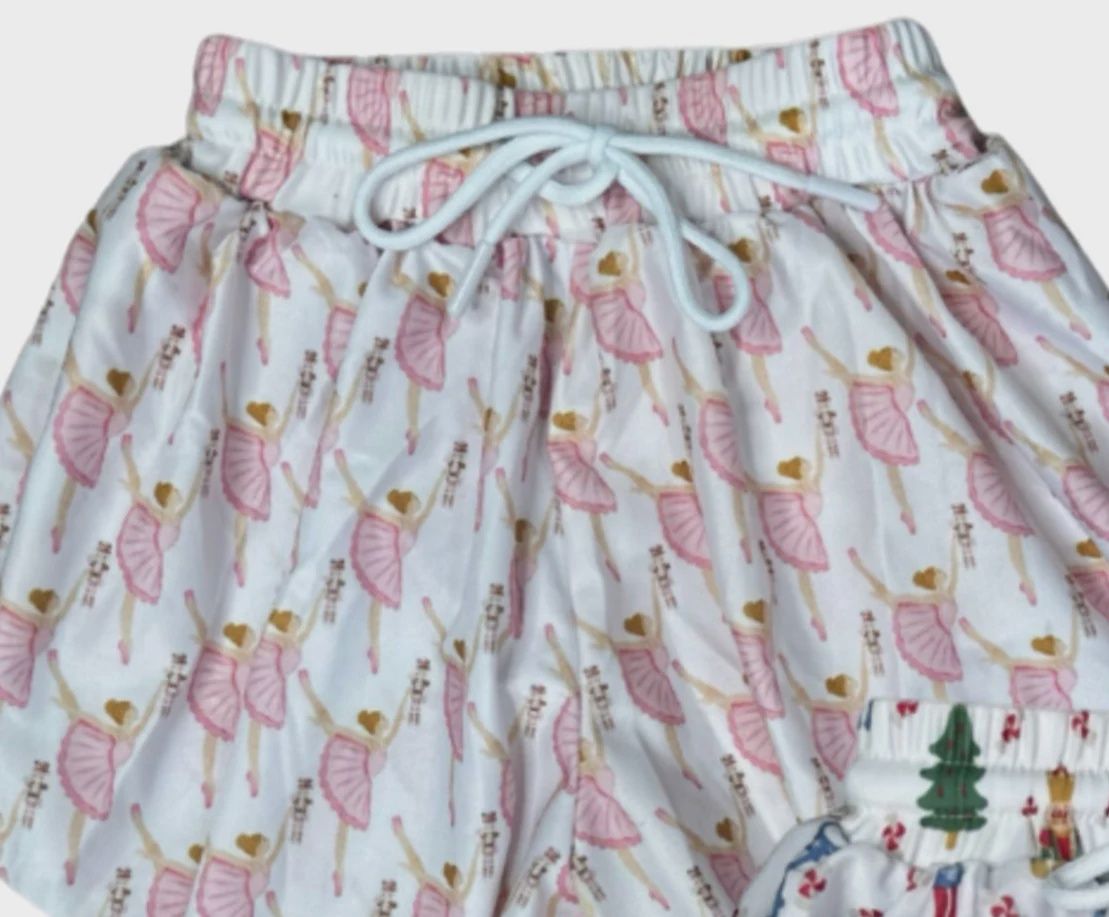 TRENDY TRENDS CLARA PRINT FLUTTER SHORTS, Size: YOUTH SMALL