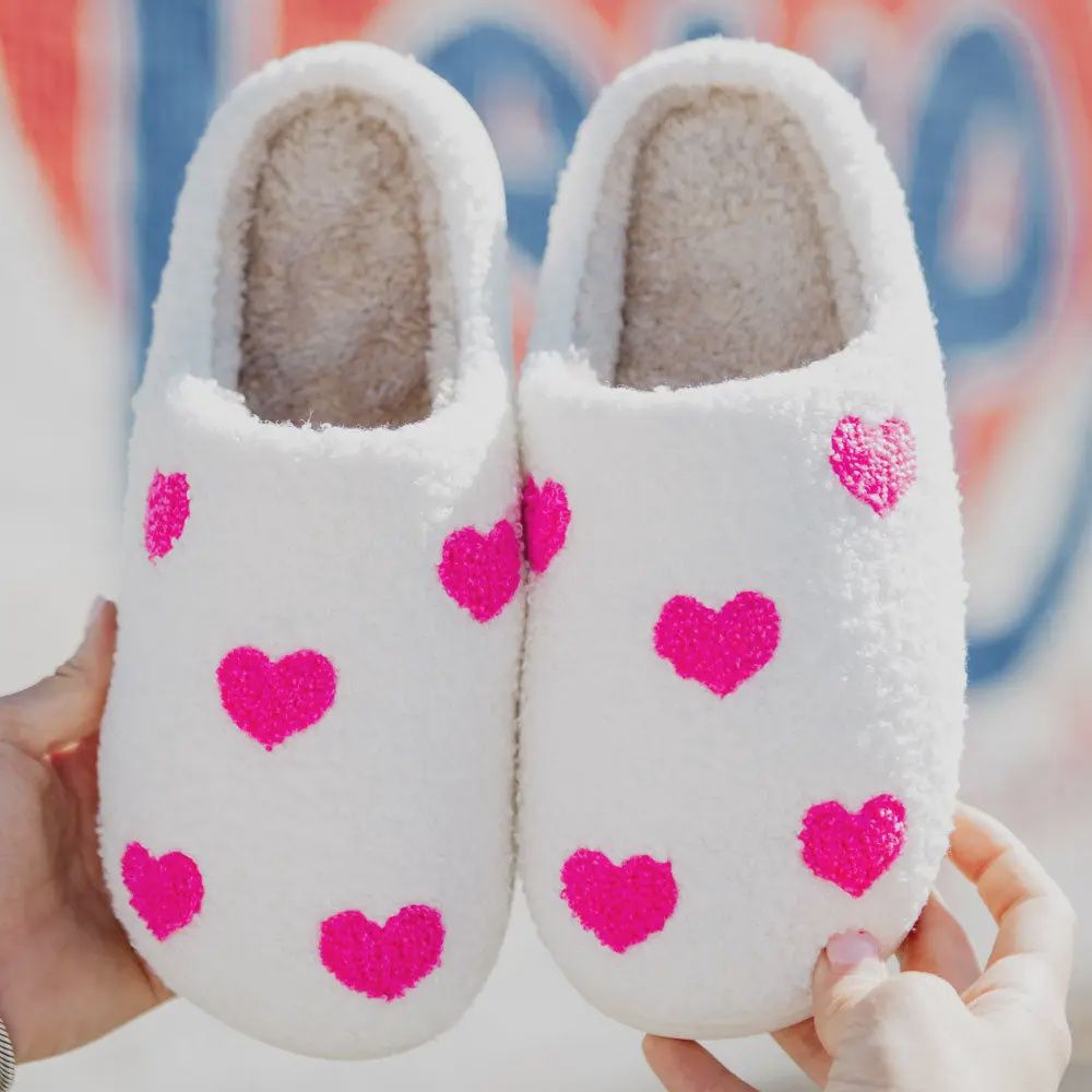 KATYDID PINK HEARTS ALL OVER VALENTINE&#39;S COZY SLIPPERS