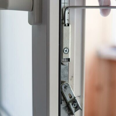 WINDOW MECHANISM