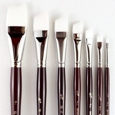 HJ Brush: Series 925 "White Taklon" (S/H) - ANGLE