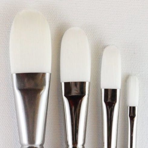 HJ Brush: Series 968 "White Taklon" (S/H) - OVAL WASH