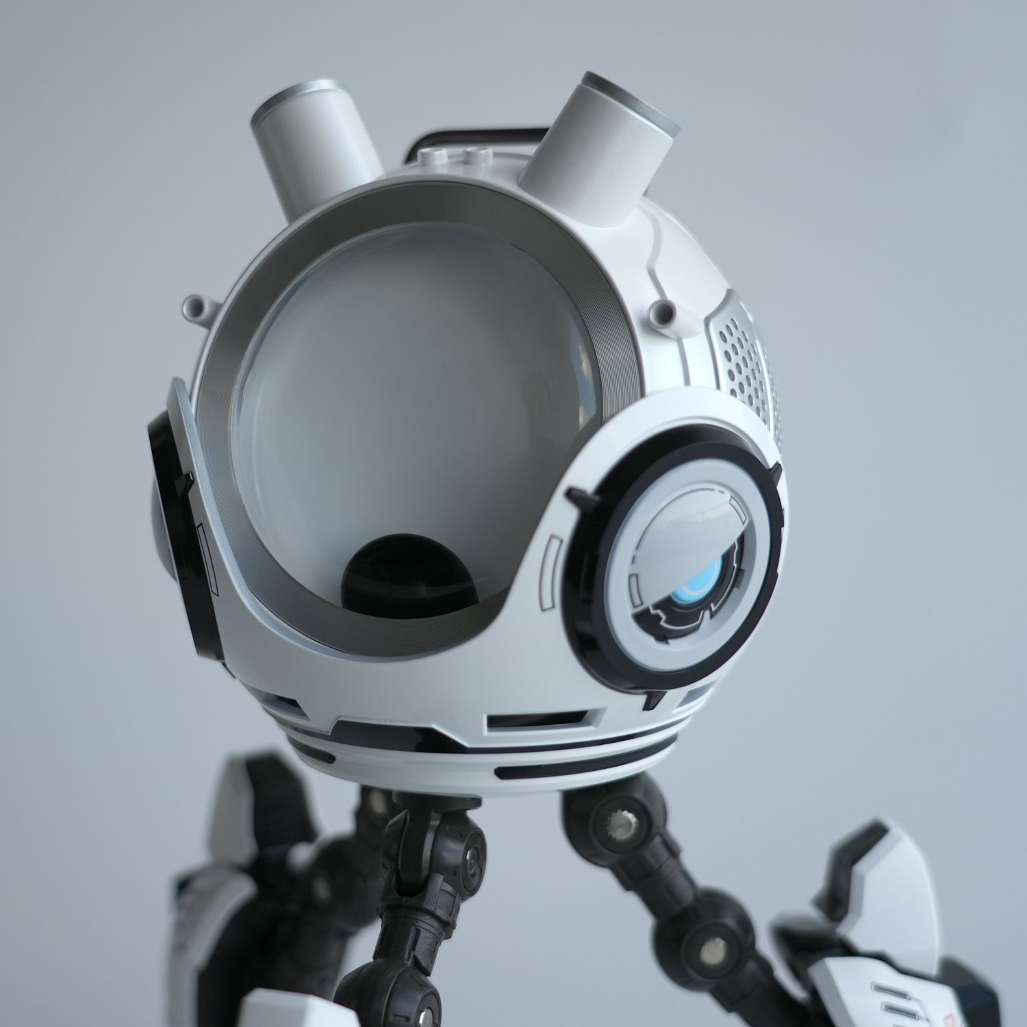 spirok ROBO with mecha stand 磁性流体 SPIROK Mecha Stand: for ROBO and BALL