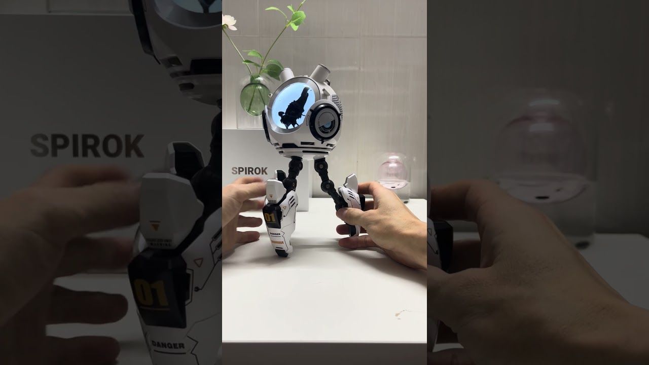 spirok ROBO with mecha stand 磁性流体 SPIROK Mecha Stand: for ROBO and BALL