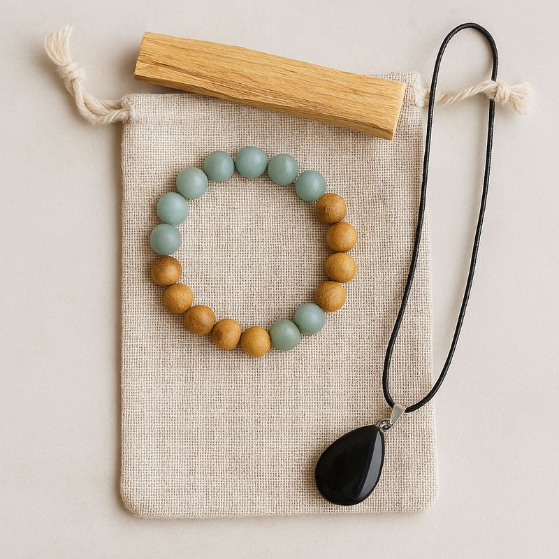 🛍️ Abonnement Trésors Sacrés – Pochon énergétique + service spirituel mensuel