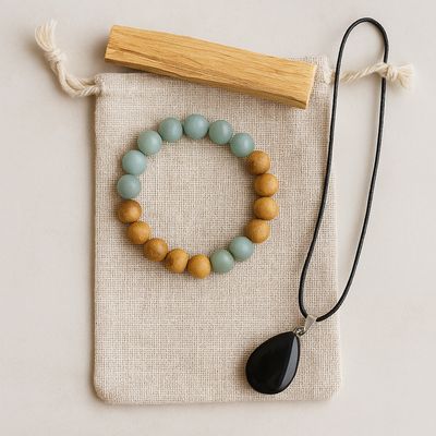 🛍️ Abonnement Trésors Sacrés – Pochon énergétique + service spirituel mensuel