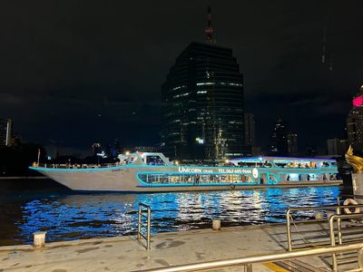Unicorn Dinner Cruise in Bangkok - iconsiam pier