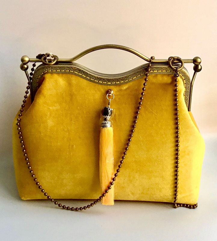 Terciopelo Amarillo
