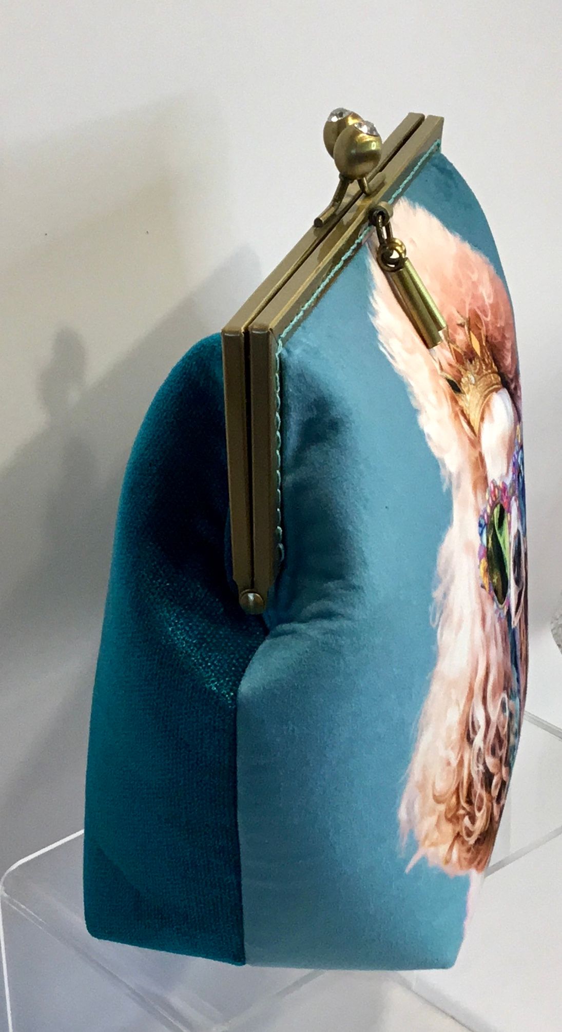 Caniche Hippy  Al 24 X 29 An X8 Fon