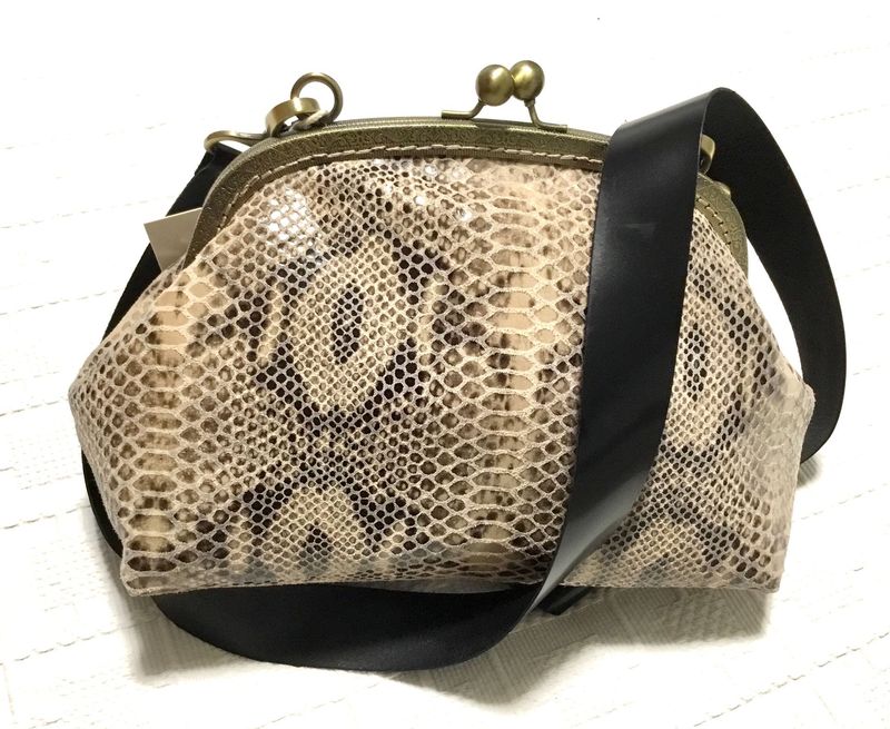 Piel, recrea piel de serpiente AL18 X35An X12FO