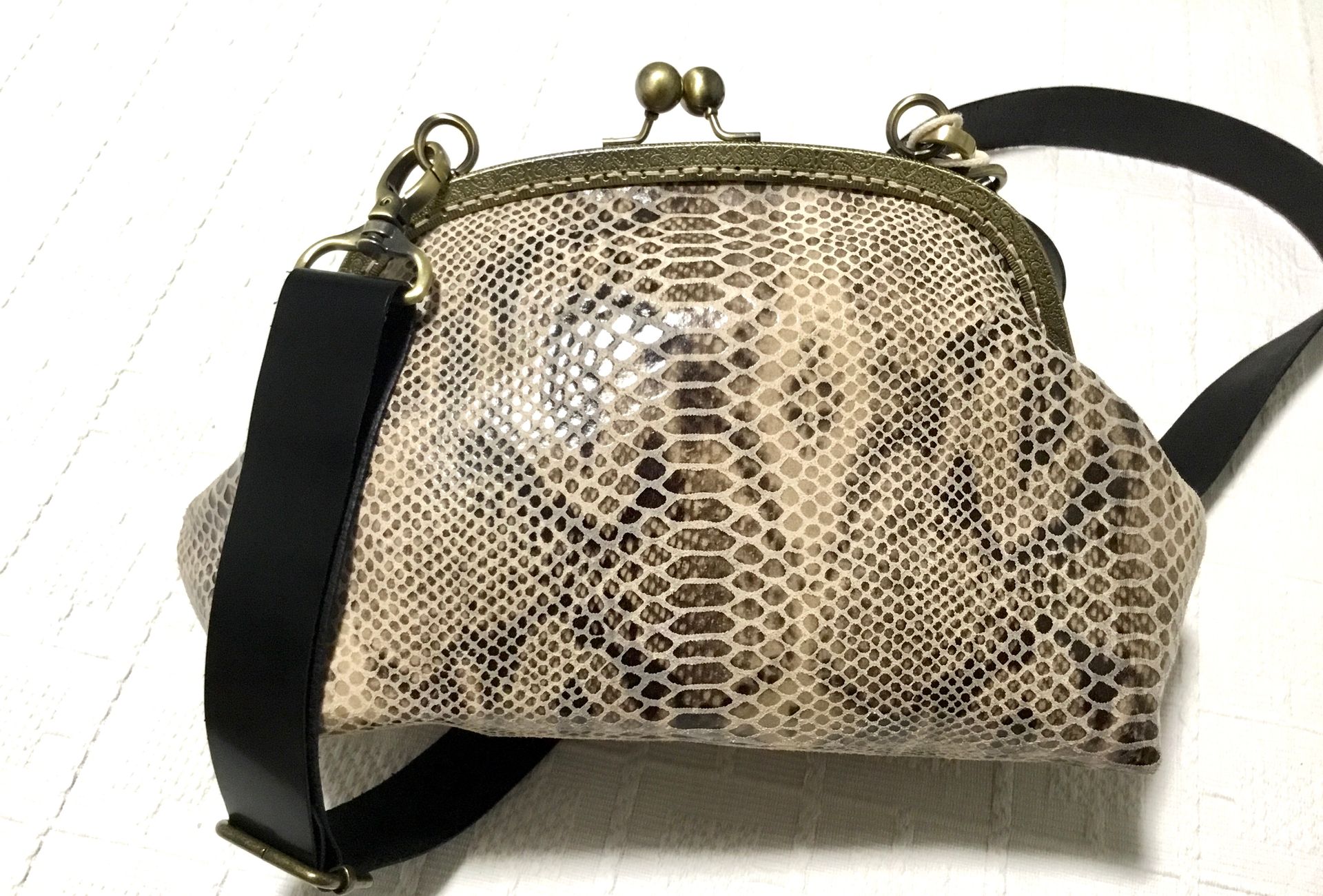 Piel, recrea piel de serpiente AL18 X35An X12FO