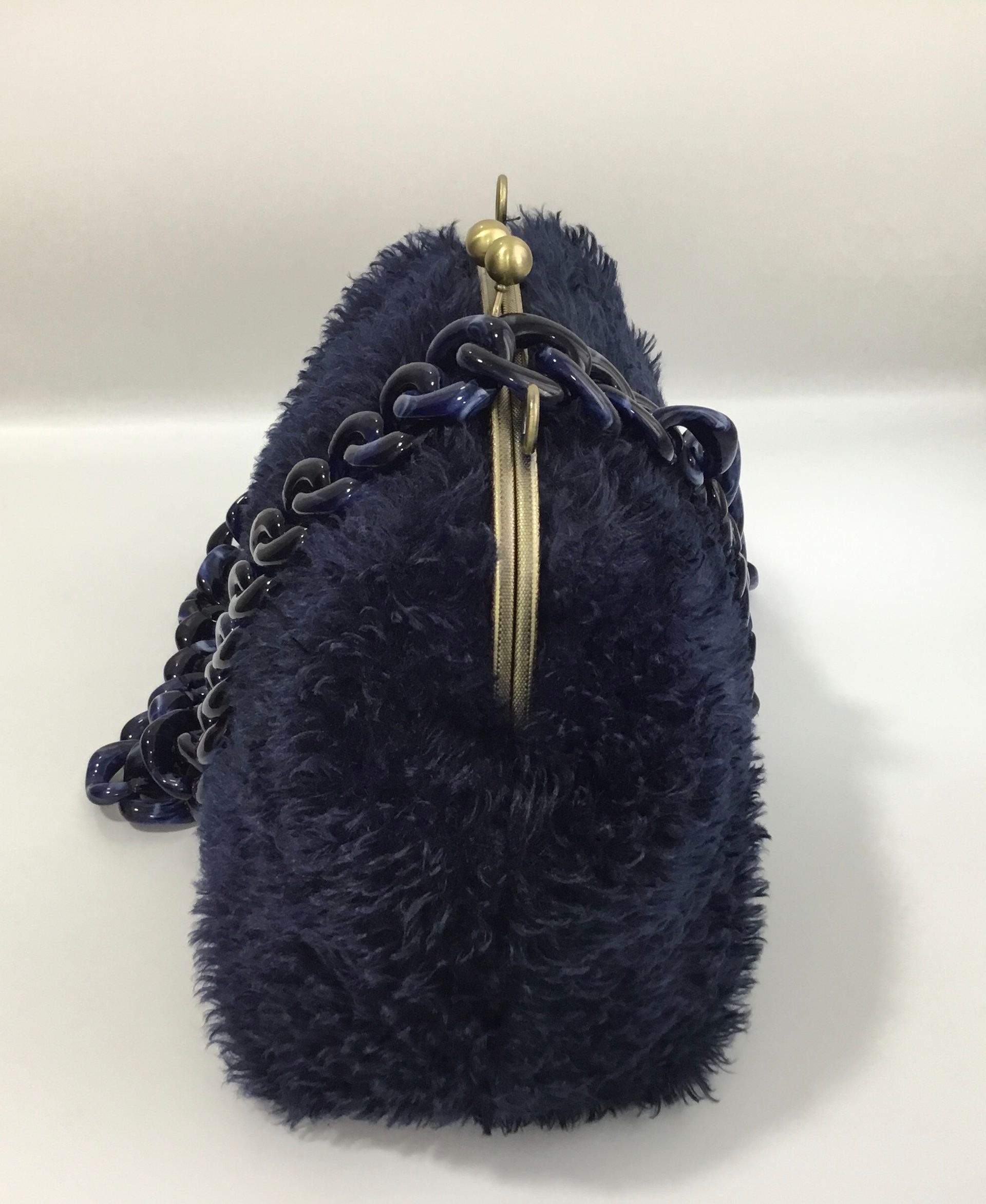 Pelo de caniche azul