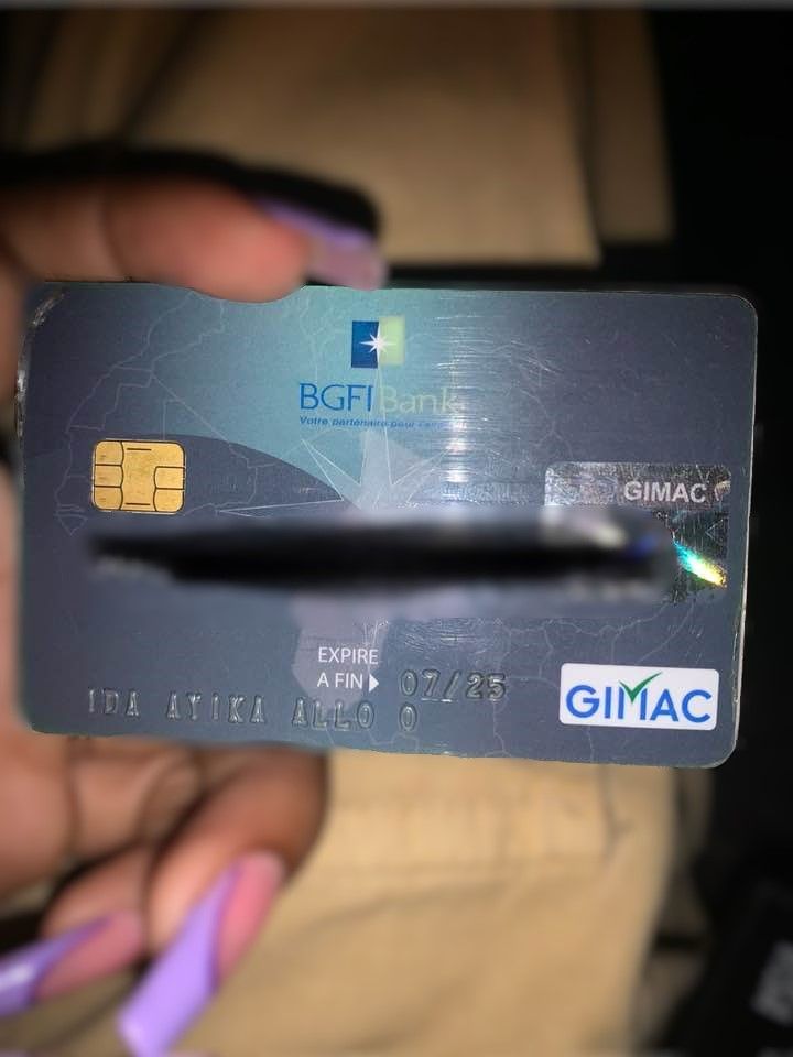 IDA AYIKA ALLOGO (carte bancaire bgfirecherché)